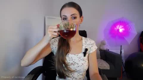 Snapshot of rainleiwa chatting on October 5, 3:32 pm Call me Lei online show from October 5, 3:32 pm