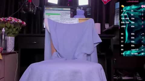 Laura online show from February 15, 3:36 am