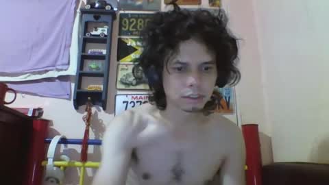 Snapshot of raku2386 chatting on December 10, 5:50 am Ken online show from December 10, 5:50 am