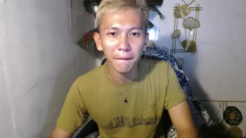 ralfhuge24 online show from April 4, 9:51 am