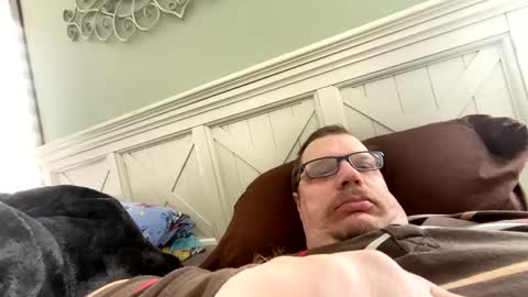 Snapshot of ralph_roberts chatting on February 22, 10:41 pm Ralph Roberts online show from February 22, 10:41 pm