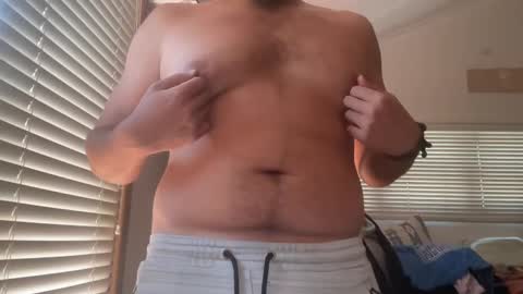 Snapshot of ralve31 chatting on January 4, 1:52 am C2C Spanish 27 online show from January 4, 1:52 am