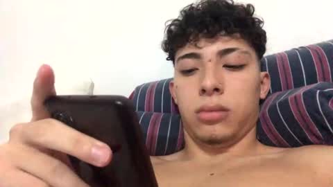 Snapshot of ramiroo2312 chatting on February 16, 2:20 am ramiroo2312 online show from February 16, 2:20 am