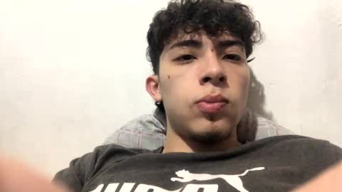 Snapshot of ramiroo2312 chatting on October 4, 1:58 am ramiroo2312 online show from October 4, 1:58 am