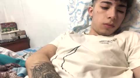 ramiroo2312 online show from October 24, 6:15 pm