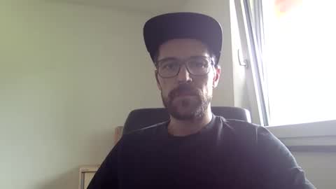 Snapshot of ramler0815 chatting on May 8, 12:10 pm ramler0815 online show from May 8, 12:10 pm