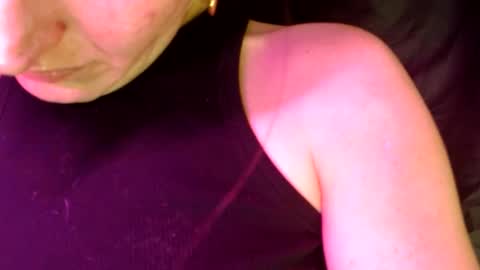 Snapshot of ramonaquinn chatting on December 23, 5:11 pm RAMONA Q online show from December 23, 5:11 pm