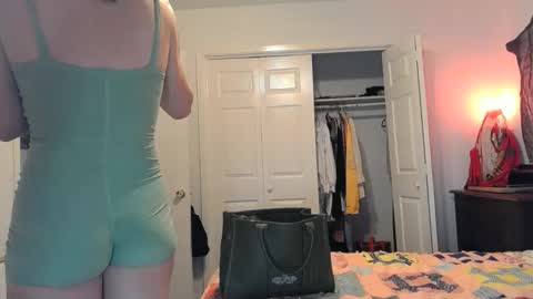 Snapshot of ramonaquinn chatting on May 14, 7:37 am RAMONA Q online show from May 14, 7:37 am