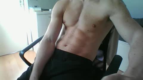 ramonjoosse2001 online show from March 30, 8:26 am