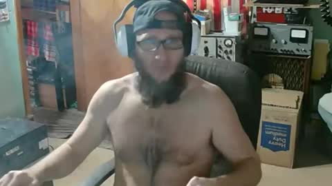 Randall online show from April 25, 8:39 pm