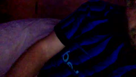 Snapshot of randobad12 chatting on November 10, 10:09 pm randobad12 online show from November 10, 10:09 pm