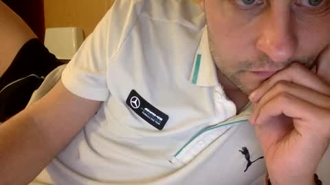 randobad12 online show from December 14, 8:46 pm