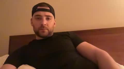 randomdude5950 online show from February 4, 3:12 am