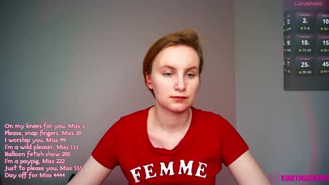 Snapshot of randycherry chatting on June 5, 3:07 pm Cherry Miss Cherry online show from June 5, 3:07 pm