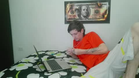 Rangel and Lola online show from April 3, 8:18 pm