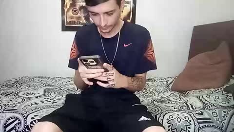 Snapshot of rangel_sex chatting on May 28, 9:23 pm Rangel and Lola online show from May 28, 9:23 pm