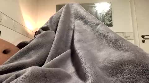 Snapshot of ranj00800 chatting on February 1, 5:44 pm ranj00800 online show from February 1, 5:44 pm