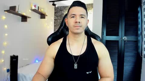 Snapshot of ransoj chatting on January 19, 8:19 pm Jonas online show from January 19, 8:19 pm