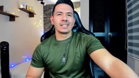 Snapshot of ransoj chatting on February 27, 12:10 am Jonas online show from February 27, 12:10 am