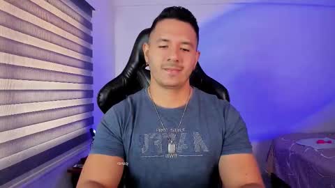 Snapshot of ransoj chatting on November 12, 2:39 pm Jonas online show from November 12, 2:39 pm