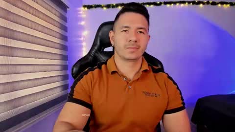 Snapshot of ransoj chatting on December 15, 2:10 pm Jonas online show from December 15, 2:10 pm