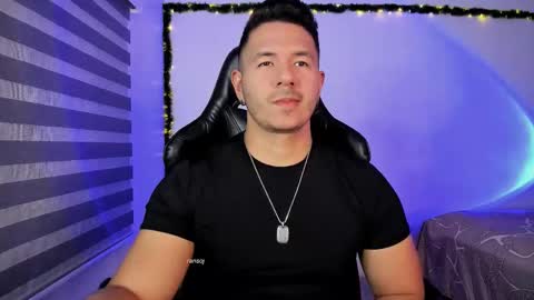 Snapshot of ransoj chatting on February 6, 11:41 pm Jonas online show from February 6, 11:41 pm