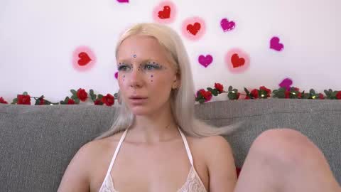 Snapshot of rany_thompson chatting on February 11, 9:58 am Rany Thompson online show from February 11, 9:58 am