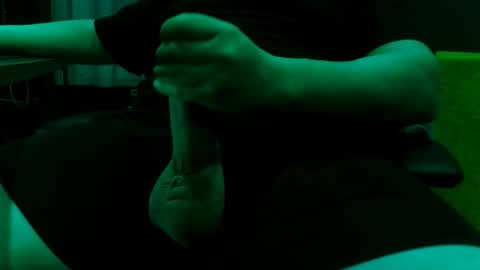 Raptor online show from October 28, 5:04 pm