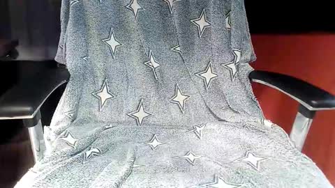 Snapshot of rapaces49 chatting on March 18, 3:59 pm Raptor online show from March 18, 3:59 pm