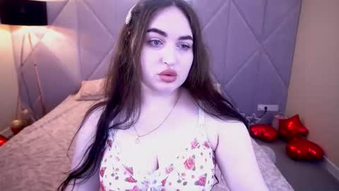 Snapshot of rapunzelangel chatting on March 9, 6:39 am rapunzelangel online show from March 9, 6:39 am