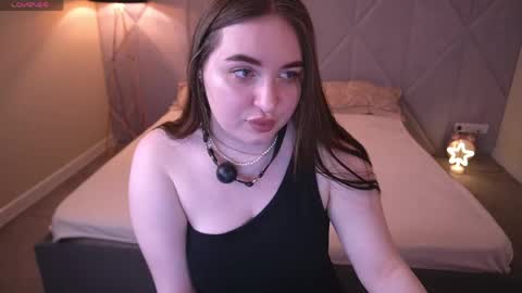 Snapshot of rapunzelangel chatting on May 17, 6:22 am rapunzelangel online show from May 17, 6:22 am