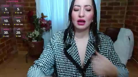 Raquel online show from March 30, 11:00 am