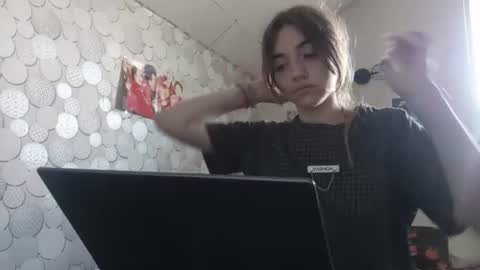 Snapshot of rasheedagartin chatting on July 14, 4:06 am Lora online show from July 14, 4:06 am