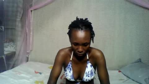 Snapshot of rasta_berry chatting on June 22, 7:05 am rasta online show from June 22, 7:05 am