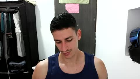 Snapshot of raul240335 chatting on June 13, 1:36 am Raul online show from June 13, 1:36 am