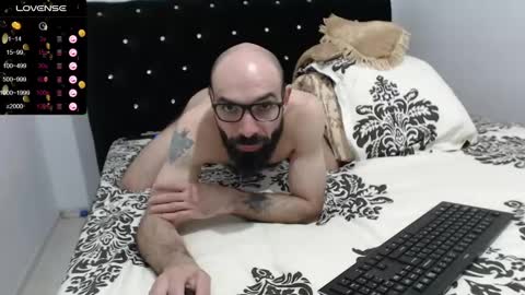 RaulWildBoy27 online show from March 12, 6:22 pm