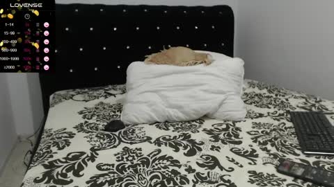 RaulWildBoy27 online show from March 27, 1:22 pm