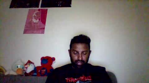 raul2k2 online show from December 3, 8:51 pm