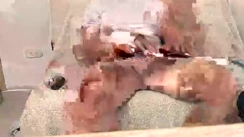 Snapshot of raulgiraldo987 chatting on February 6, 12:37 am raulgiraldo987 online show from February 6, 12:37 am