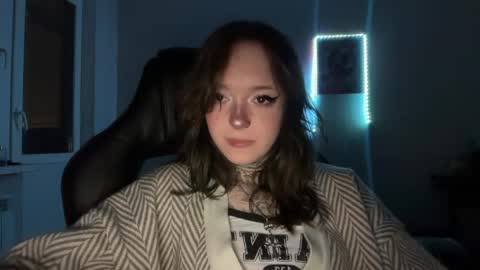 raven_armor online show from May 7, 5:40 pm