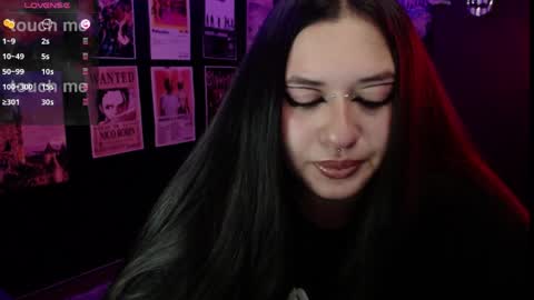 Raven online show from April 10, 10:14 pm