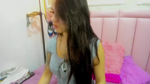 raven_loove online show from April 17, 8:34 pm