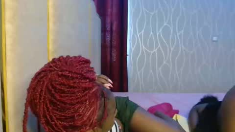 Snapshot of raven_luxe chatting on May 14, 6:42 am Raven online show from May 14, 6:42 am