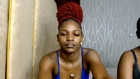 Snapshot of raven_luxe chatting on June 15, 7:05 pm Raven online show from June 15, 7:05 pm