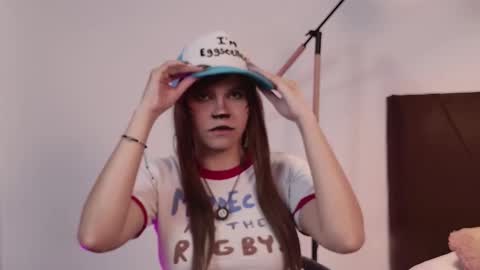   online show from February 25, 12:26 pm