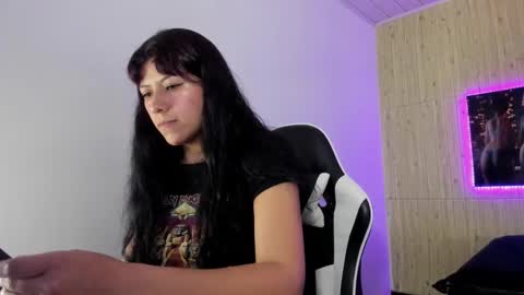 gata online show from February 12, 8:59 pm