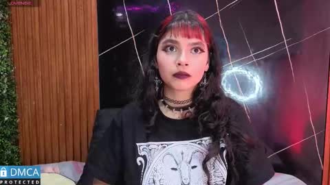 Snapshot of raven_rox_ chatting on November 14, 3:16 am raven_rox_ online show from November 14, 3:16 am