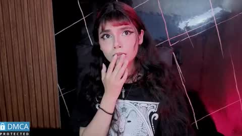 Snapshot of raven_rox_ chatting on November 29, 1:52 am raven_rox_ online show from November 29, 1:52 am