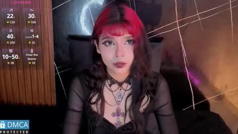 Snapshot of raven_rox_ chatting on February 11, 3:00 am raven_rox_ online show from February 11, 3:00 am