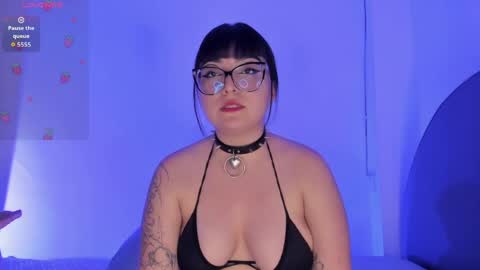 Snapshot of ravendark_666 chatting on April 24, 2:47 am Raven online show from April 24, 2:47 am